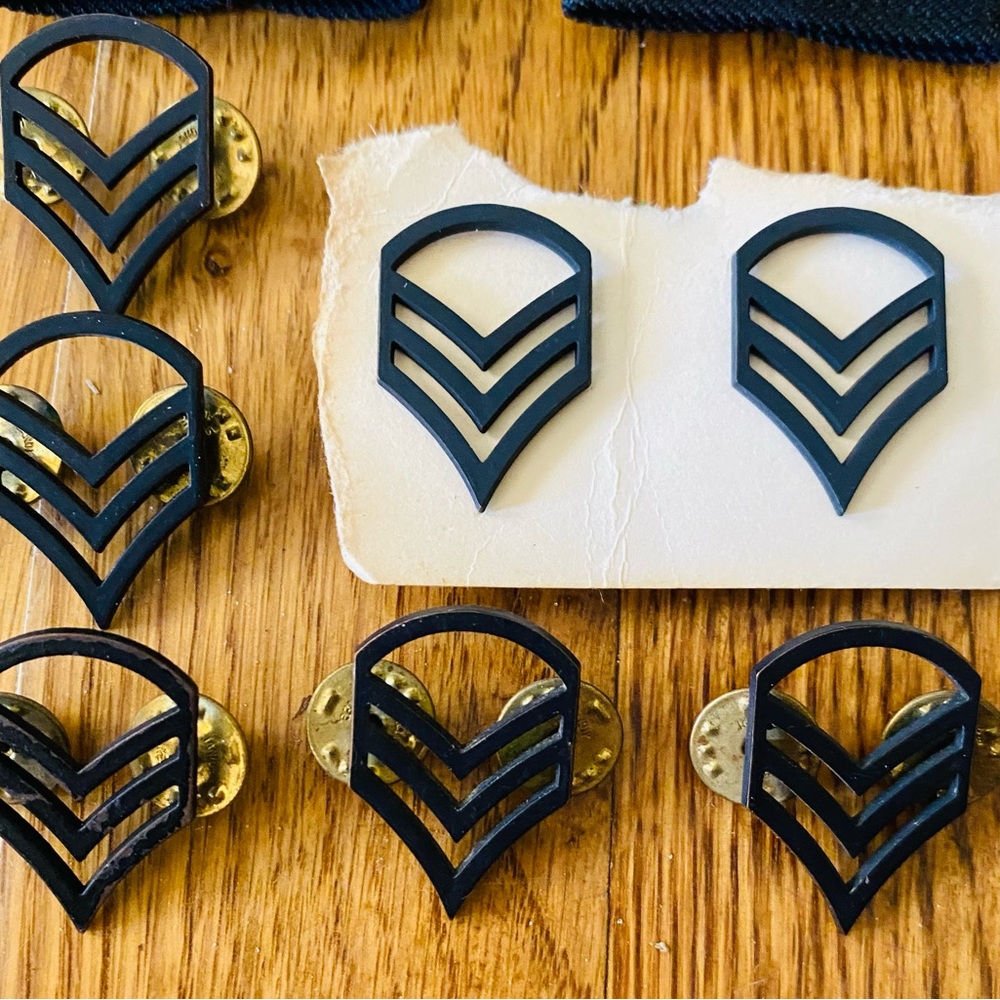 First Sergeant Pin Collectible Us Army First Sergeant Pins, Black (7); G… - Gem